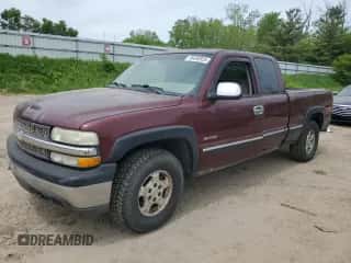 2002 Chevrolet Silverado 1500 LS с VIN 2GCEK19V921388194, выставлен на аукционе Copart как лот 58450925 с пробегом 200 656 миль миль и Чистый • Clean title. История ставок и продаж доступна на DreamBid. Изображение 1.