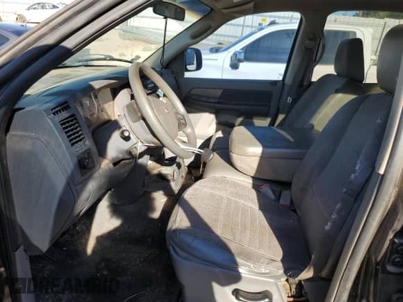 2007 Dodge 1500 ST с VIN 1D7HA18K07J641252, выставлен на аукционе Copart как лот 72703544 с пробегом Не указан миль и Чистый • Clean title. История ставок и продаж доступна на DreamBid. Изображение 7.