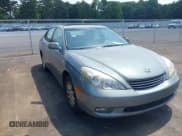 ✅ 2003 Lexus ES 300 • VIN: JTHBF30G330106970 • Lot: 42590586. Wystawiony na IAAI z przebiegiem 179 207 mil. Bezpłatny archiwum sprzedaży aukcyjnych z USA i szczegółowy raport historii pojazdu na DreamBid. Zdjęcie 1.