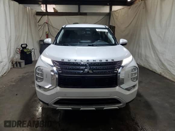 2022 Mitsubishi Outlander SE с VIN JA4J4UA81NZ024227, выставлен на аукционе Copart как лот 87088915 с пробегом 35 679 миль миль и Списание • Salvage title. История ставок и продаж доступна на DreamBid. Изображение 5.