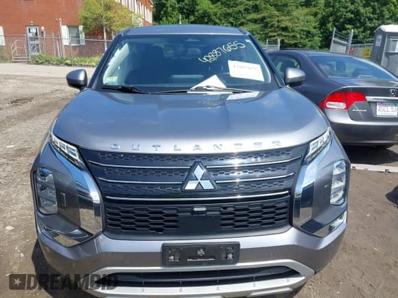 ✅ 2022 Mitsubishi Outlander SE • VIN: JA4J4UA80NZ031170 • Lot: 42887655. Listed on IAAI with 63,308 mi. Free auction sales archive from the USA and detailed vehicle history report at DreamBid. Image 12.