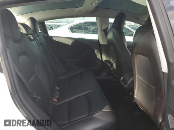 ✅ 2020 Tesla Model 3 Standard Range Plus • VIN: 5YJ3E1EA0LF744869 • Лот: 85909595. Опубликован ранее на Copart с пробегом 103 827 миль. Бесплатный доступ к архиву аукционных продаж из США и подробный отчёт об истории автомобиля на DreamBid. Изображение 10.