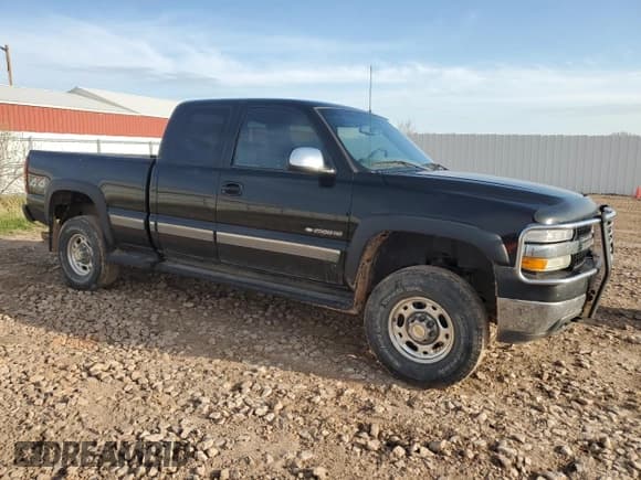 ✅ 2001 Chevrolet Silverado 2500HD LS • VIN: 1GCHK29U21E270835 • Lot: 55666065. Wystawiony na Copart z przebiegiem 128 047 mil. Bezpłatny archiwum sprzedaży aukcyjnych z USA i szczegółowy raport historii pojazdu na DreamBid. Zdjęcie 4.