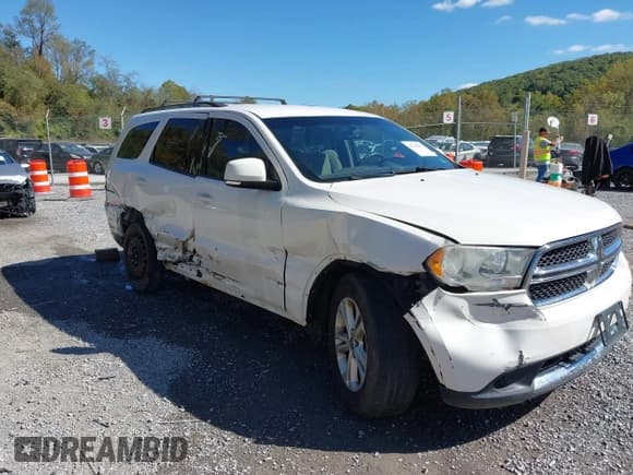 ✅ 2011 Dodge Durango Crew • VIN: 1D4RE4GG2BC693581 • Lot: 43361693. Wystawiony na IAAI z przebiegiem 190 509 mil. Bezpłatny archiwum sprzedaży aukcyjnych z USA i szczegółowy raport historii pojazdu na DreamBid. Zdjęcie 6.