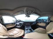 ✅ 2019 Audi Q8 Premium • VIN: WA1AVAF16KD009772 • Лот: 43178857. Опубликован ранее на IAAI с пробегом 128 937 миль. Бесплатный доступ к архиву аукционных продаж из США и подробный отчёт об истории автомобиля на DreamBid. Изображение 18.