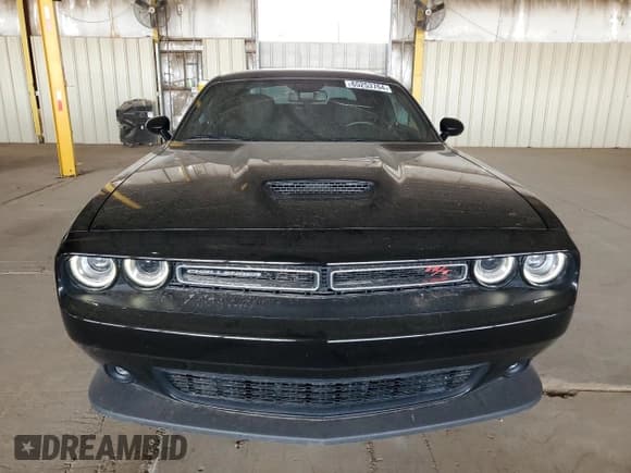 ✅ 2022 Dodge Challenger R/T • VIN: 2C3CDZBT5NH159763 • Lot: 65253764. Wystawiony na Copart z przebiegiem 17 929 mil. Bezpłatny archiwum sprzedaży aukcyjnych z USA i szczegółowy raport historii pojazdu na DreamBid. Zdjęcie 5.