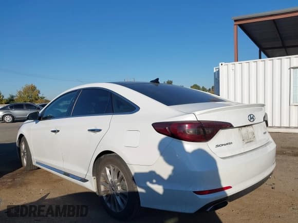 ✅ 2015 Hyundai Sonata Limited • VIN: 5NPE34AF3FH045808 • Лот: 43566850. Опубликован ранее на IAAI с пробегом 141 200 миль. Бесплатный доступ к архиву аукционных продаж из США и подробный отчёт об истории автомобиля на DreamBid. Изображение 14.