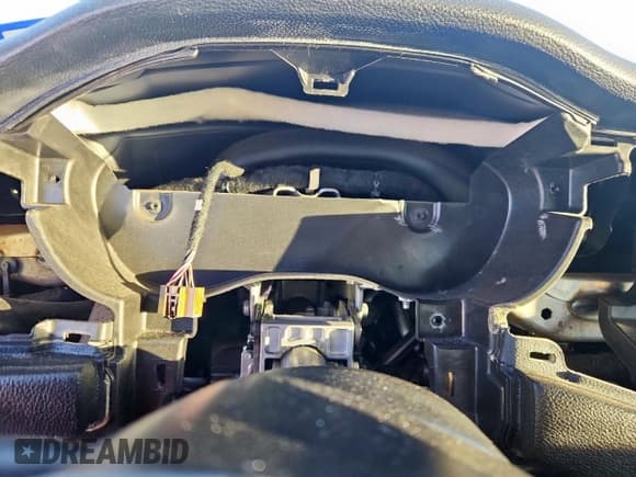 ✅ 2018 Dodge Challenger SXT • VIN: 2C3CDZAG6JH328168 • Lot: 90896255. Wystawiony na Copart z przebiegiem Nie podano. Bezpłatny archiwum sprzedaży aukcyjnych z USA i szczegółowy raport historii pojazdu na DreamBid. Zdjęcie 9.