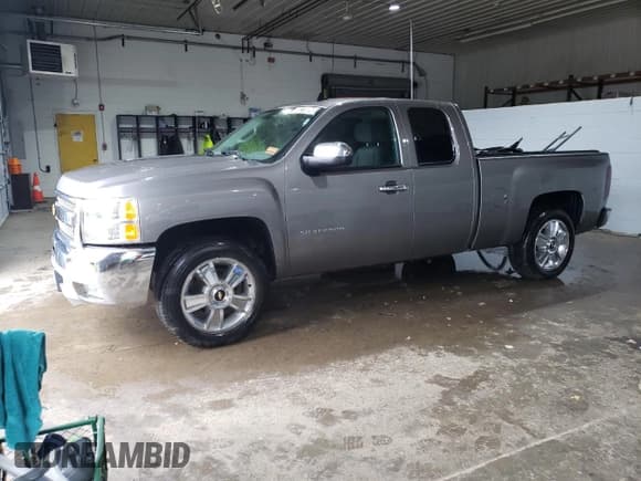 ✅ 2012 Chevrolet Silverado 1500 LT • VIN: 1GCRKSE72CZ263268 • Лот: 42799885. Опубликован ранее на Copart с пробегом 142 337 миль. Бесплатный доступ к архиву аукционных продаж из США и подробный отчёт об истории автомобиля на DreamBid. Изображение 1.