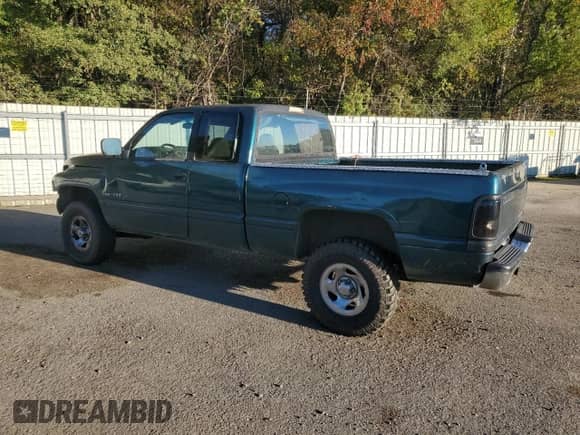 1997 Dodge 1500 с VIN 1B7HF13Y1VJ629339, выставлен на аукционе Copart как лот 80903064 с пробегом Не указан миль и Списание • Salvage title. История ставок и продаж доступна на DreamBid. Изображение 2.