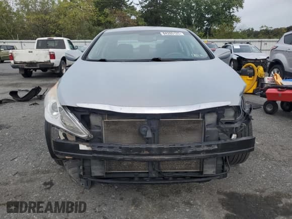 ✅ 2012 Hyundai Sonata GLS • VIN: 5NPEB4AC6CH437797 • Lot: 84265125. Listed on Copart with 83,134 mi. Free auction sales archive from the USA and detailed vehicle history report at DreamBid. Image 5.