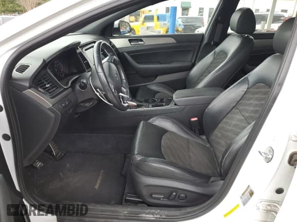 ✅ 2018 Hyundai Sonata Limited • VIN: 5NPE34ABXJH641861 • Лот: 82221645. Опубликован ранее на Copart с пробегом 95 357 миль. Бесплатный доступ к архиву аукционных продаж из США и подробный отчёт об истории автомобиля на DreamBid. Изображение 7.