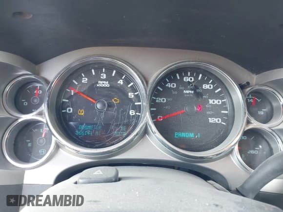 ✅ 2013 Chevrolet Silverado 2500HD LT • VIN: 1GC1KXCG1DF130999 • Lot: 42080914. Listed on IAAI with 366,141 mi. Free auction sales archive from the USA and detailed vehicle history report at DreamBid. Image 7.