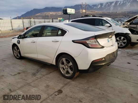 ✅ 2017 Chevrolet Volt LT • VIN: 1G1RC6S54HU125123 • Lot: 82234733. Wystawiony na Copart z przebiegiem Nie podano. Bezpłatny archiwum sprzedaży aukcyjnych z USA i szczegółowy raport historii pojazdu na DreamBid. Zdjęcie 2.
