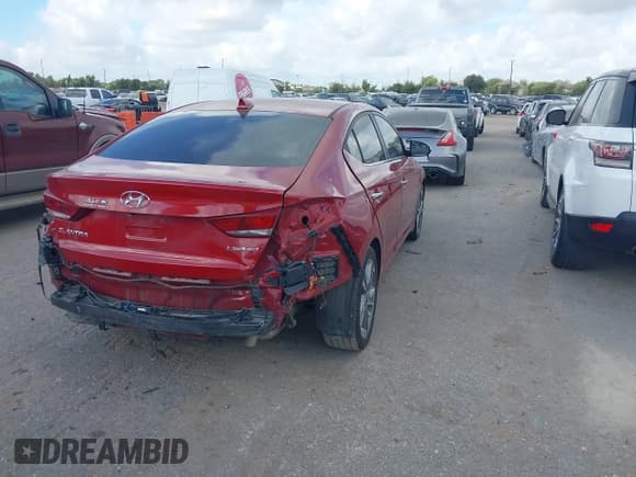 ✅ 2017 Hyundai Elantra SE • VIN: KMHD84LF4HU061160 • Lot: 43280786. Wystawiony na IAAI z przebiegiem 52 240 mil. Bezpłatny archiwum sprzedaży aukcyjnych z USA i szczegółowy raport historii pojazdu na DreamBid. Zdjęcie 4.