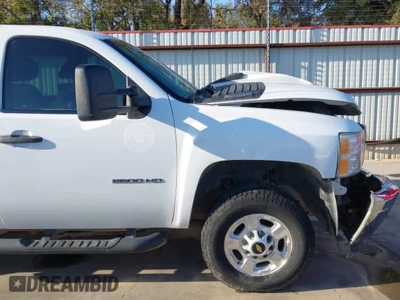 ✅ 2014 Chevrolet Silverado 2500HD Work Truck • VIN: 1GC1CVCG8EF161704 • Лот: 43678631. Опубликован ранее на IAAI с пробегом 264 452 миль. Бесплатный доступ к архиву аукционных продаж из США и подробный отчёт об истории автомобиля на DreamBid. Изображение 18.