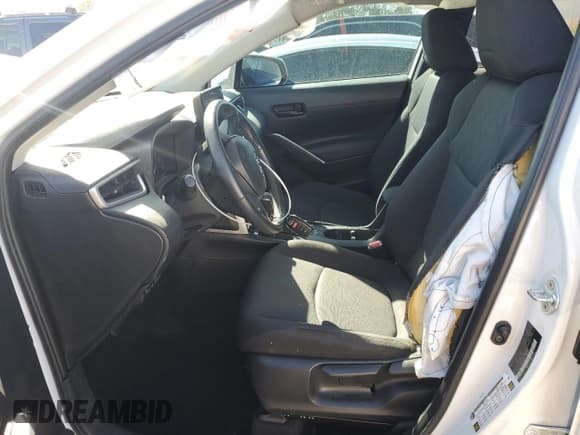 ✅ 2023 Toyota Corolla Cross LE • VIN: 7MUBAAAG2PV037684 • Lot: 84614775. Listed on Copart with 16,099 mi. Free auction sales archive from the USA and detailed vehicle history report at DreamBid. Image 7.