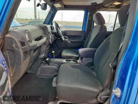 ✅ 2016 Jeep Wrangler Unlimited Sport RHD • VIN: 1C4BJWKG0GL271460 • Lot: 64164355. Listed on Copart with 139,012 mi. Free auction sales archive from the USA and detailed vehicle history report at DreamBid. Image 7.