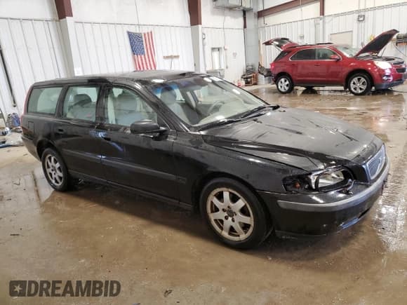 ✅ 2004 Volvo V70 • VIN: YV1SJ59H542352233 • Lot: 82903834. Listed on Copart with 262,257 mi. Free auction sales archive from the USA and detailed vehicle history report at DreamBid. Image 4.