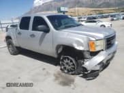 ✅ 2010 GMC Sierra 1500 • VIN: 3GTXKVE28AG143985 • Lot: 67787004. Wystawiony na Copart z przebiegiem Nie podano. Bezpłatny archiwum sprzedaży aukcyjnych z USA i szczegółowy raport historii pojazdu na DreamBid. Zdjęcie 4.