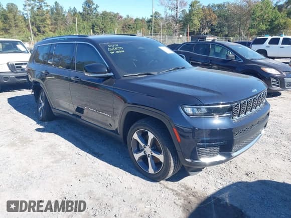 ✅ 2023 Jeep Grand Cherokee Limited • VIN: 1C4RJJBG7P8835982 • Lot: 43590126. Wystawiony na IAAI z przebiegiem 36 672 mil. Bezpłatny archiwum sprzedaży aukcyjnych z USA i szczegółowy raport historii pojazdu na DreamBid. Zdjęcie 1.