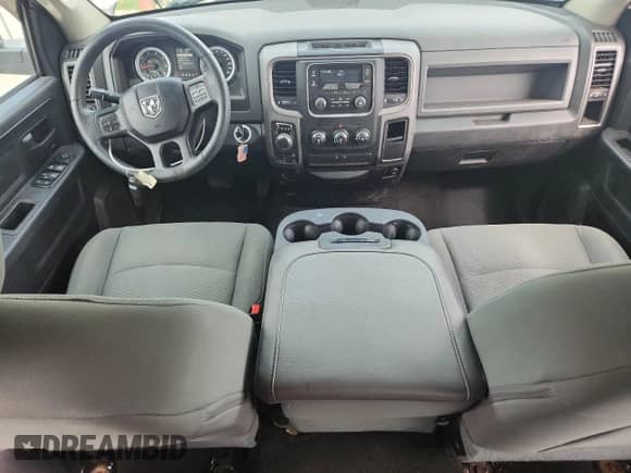 2015 Ram 1500 Express с VIN 1C6RR7FG3FS600090, выставлен на аукционе Copart как лот 62579525 с пробегом 58 304 миль миль и На запчасти • Non repairable. История ставок и продаж доступна на DreamBid. Изображение 8.