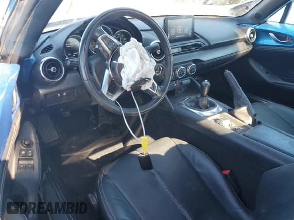 ✅ 2020 Mazda MX-5 Miata Grand Touring • VIN: JM1NDAD78L0412677 • Lot: 70742205. Listed on Copart with 63,377 mi. Free auction sales archive from the USA and detailed vehicle history report at DreamBid. Image 8.