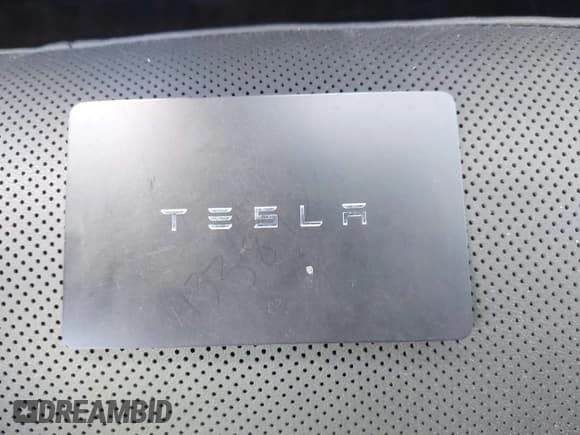 ✅ 2025 Tesla Model 3 Long Range • VIN: 5YJ3E1EA5SF978729 • Lot: 43384298. Wystawiony na IAAI z przebiegiem 11 689 mil. Bezpłatny archiwum sprzedaży aukcyjnych z USA i szczegółowy raport historii pojazdu na DreamBid. Zdjęcie 11.