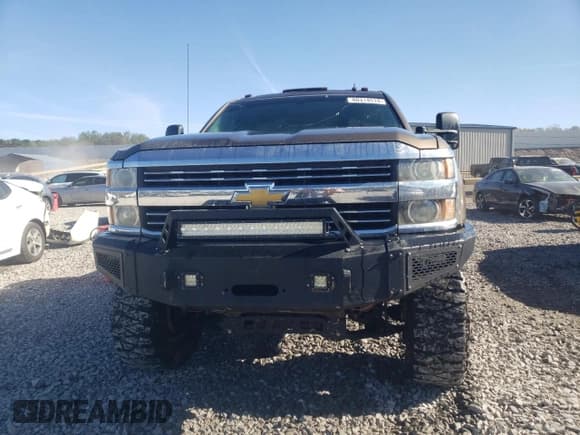 ✅ 2015 Chevrolet Silverado 2500HD Work Truck • VIN: 1GC1KUE86FF171975 • Lot: 80314514. Listed on Copart with 258,702 mi. Free auction sales archive from the USA and detailed vehicle history report at DreamBid. Image 5.