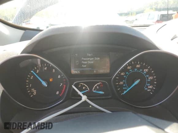 ✅ 2016 Ford Escape Titanium • VIN: 1FMCU0JX0GUA07493 • Lot: 84804645. Listed on Copart with 129,219 mi. Free auction sales archive from the USA and detailed vehicle history report at DreamBid. Image 9.