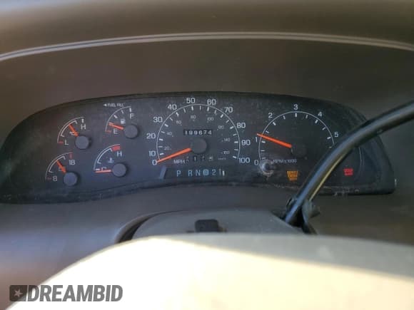 ✅ 2000 Ford Excursion Limited • VIN: 1FMNU43S6YED28631 • Лот: 86217104. Опубликован ранее на Copart с пробегом 199 674 миль. Бесплатный доступ к архиву аукционных продаж из США и подробный отчёт об истории автомобиля на DreamBid. Изображение 9.