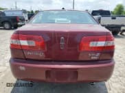 ✅ 2007 Lincoln MKZ • VIN: 3LNHM28T37R664574 • Лот: 61767525. Опубликован ранее на Copart с пробегом Не указан. Бесплатный доступ к архиву аукционных продаж из США и подробный отчёт об истории автомобиля на DreamBid. Изображение 6.
