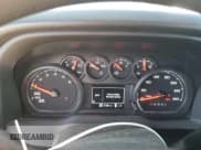 ✅ 2023 GMC Sierra 1500 • VIN: 3GTNUAED3PG315215 • Lot: 87524795. Wystawiony na Copart z przebiegiem 37 651 mil. Bezpłatny archiwum sprzedaży aukcyjnych z USA i szczegółowy raport historii pojazdu na DreamBid. Zdjęcie 9.