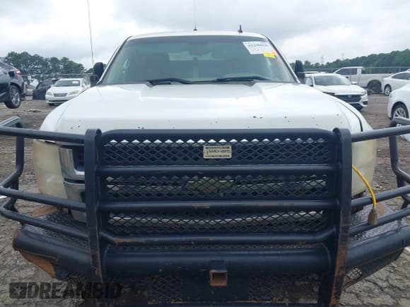 ✅ 2009 Chevrolet Silverado 2500HD • VIN: 1GCHK49649E137146 • Лот: 42290020. Опубликован ранее на IAAI с пробегом 471 702 миль. Бесплатный доступ к архиву аукционных продаж из США и подробный отчёт об истории автомобиля на DreamBid. Изображение 12.