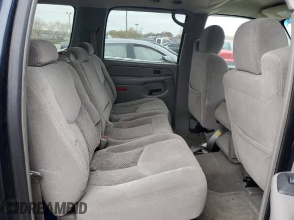 2004 Chevrolet Suburban LS с VIN 1GNEC16Z44J327890, выставлен на аукционе Copart как лот 80060804 с пробегом 228 426 миль миль и Списание • Salvage title. История ставок и продаж доступна на DreamBid. Изображение 11.