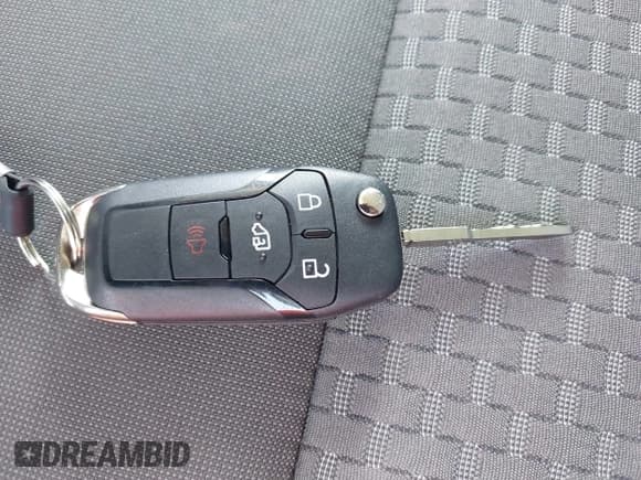 ✅ 2025 Ford Transit Passenger XL • VIN: 1FBAX9CG9SKA11412 • Лот: 42769608. Опубликован ранее на IAAI с пробегом 3 413 миль. Бесплатный доступ к архиву аукционных продаж из США и подробный отчёт об истории автомобиля на DreamBid. Изображение 11.