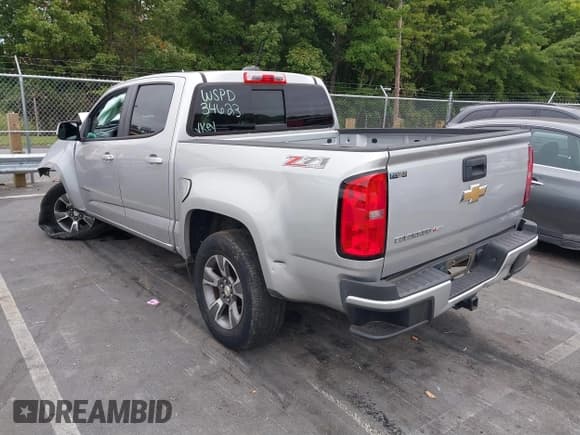✅ 2018 Chevrolet Colorado 4WD Z71 • VIN: 1GCGTDEN1J1139485 • Лот: 40330792. Опубликован ранее на IAAI с пробегом 107 078 миль. Бесплатный доступ к архиву аукционных продаж из США и подробный отчёт об истории автомобиля на DreamBid. Изображение 3.