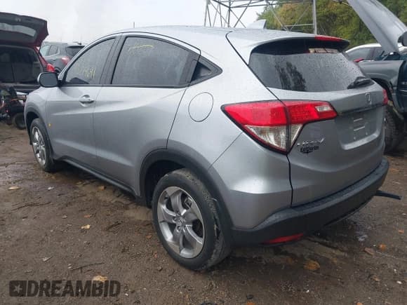 ✅ 2022 Honda HR-V LX • VIN: 3CZRU6H38NM710209 • Lot: 43274691. Wystawiony na IAAI z przebiegiem 48 996 mil. Bezpłatny archiwum sprzedaży aukcyjnych z USA i szczegółowy raport historii pojazdu na DreamBid. Zdjęcie 3.
