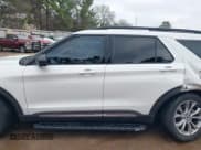 ✅ 2020 Ford Explorer XLT • VIN: 1FMSK7DH5LGB11209 • Lot: 41784324. Wystawiony na IAAI z przebiegiem 26 240 mil. Bezpłatny archiwum sprzedaży aukcyjnych z USA i szczegółowy raport historii pojazdu na DreamBid. Zdjęcie 14.