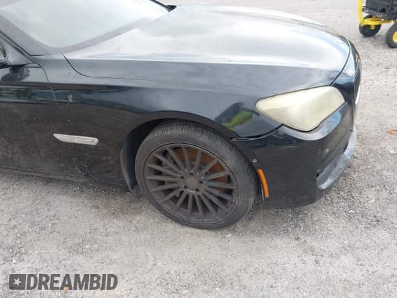 ✅ 2011 BMW 7 Series 750Li • VIN: WBAKB8C55BC852304 • Лот: 42548356. Опубликован ранее на IAAI с пробегом 166 529 миль. Бесплатный доступ к архиву аукционных продаж из США и подробный отчёт об истории автомобиля на DreamBid. Изображение 12.