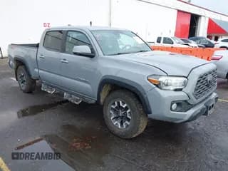 ✅ 2020 Toyota Tacoma TRD Sport • VIN: 3TMDZ5BN9LM095723 • Lot: 43675974. Wystawiony na IAAI z przebiegiem 153 714 mil. Bezpłatny archiwum sprzedaży aukcyjnych z USA i szczegółowy raport historii pojazdu na DreamBid. Zdjęcie 1.