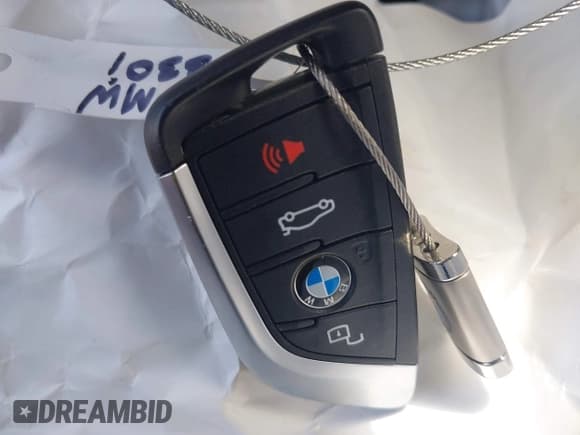 ✅ 2023 BMW 3 Series 330i xDrive • VIN: 3MW89FF00P8D53242 • Lot: 42638011. Listed on IAAI with 24,586 mi. Free auction sales archive from the USA and detailed vehicle history report at DreamBid. Image 11.