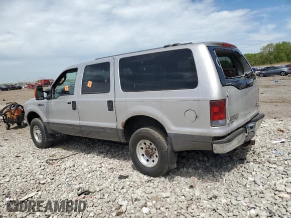 ✅ 2004 Ford Excursion Special Serv • VIN: 1FMNU41L74EA00849 • Лот: 56391645. Опубликован ранее на Copart с пробегом 258 656 миль. Бесплатный доступ к архиву аукционных продаж из США и подробный отчёт об истории автомобиля на DreamBid. Изображение 2.
