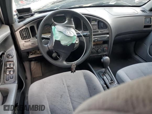 ✅ 2005 Hyundai Elantra GLS • VIN: KMHDN46D75U987423 • Lot: 55919705. Wystawiony na Copart z przebiegiem 238 496 mil. Bezpłatny archiwum sprzedaży aukcyjnych z USA i szczegółowy raport historii pojazdu na DreamBid. Zdjęcie 8.