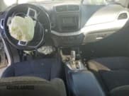 ✅ 2019 Dodge Journey SE • VIN: 3C4PDCBB5KT845628 • Lot: 81862075. Wystawiony na Copart z przebiegiem 52 549 mil. Bezpłatny archiwum sprzedaży aukcyjnych z USA i szczegółowy raport historii pojazdu na DreamBid. Zdjęcie 8.