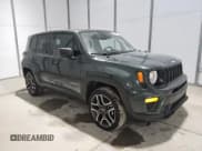 ✅ 2021 Jeep Renegade Jeepster • VIN: ZACNJDAB5MPM95674 • Lot: 57142895. Wystawiony na Copart z przebiegiem 93 696 mil. Bezpłatny archiwum sprzedaży aukcyjnych z USA i szczegółowy raport historii pojazdu na DreamBid. Zdjęcie 4.