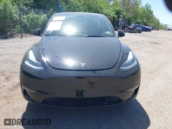 ✅ 2023 Tesla Model Y Long Range • VIN: 7SAYGDEE0PA111430 • Lot: 42156924. Wystawiony na IAAI z przebiegiem 35 950 mil. Bezpłatny archiwum sprzedaży aukcyjnych z USA i szczegółowy raport historii pojazdu na DreamBid. Zdjęcie 13.