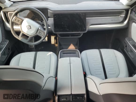 ✅ 2023 Rivian R1S Adventure • VIN: 7PDSGABA2PN006517 • Lot: 59192385. Listed on Copart with Not provided. Free auction sales archive from the USA and detailed vehicle history report at DreamBid. Image 8.