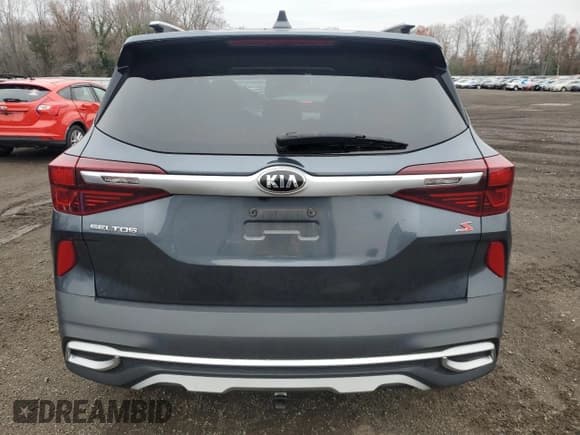 ✅ 2021 Kia Seltos S • VIN: KNDEUCAA4M7173939 • Lot: 93921095. Wystawiony na Copart z przebiegiem 106 834 mil. Bezpłatny archiwum sprzedaży aukcyjnych z USA i szczegółowy raport historii pojazdu na DreamBid. Zdjęcie 6.