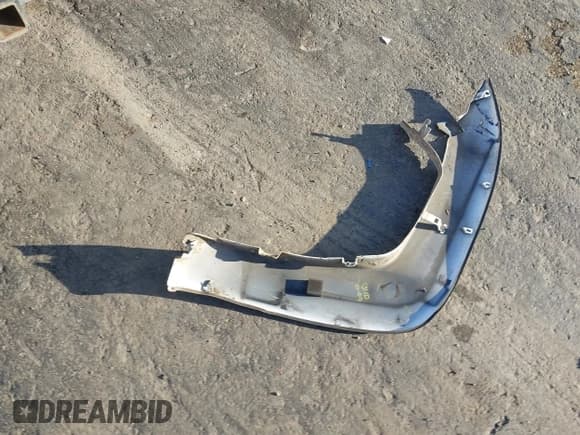 ✅ 2015 Toyota Tacoma PreRunner • VIN: 3TMJU4GN9FM176780 • Lot: 43704666. Wystawiony na IAAI z przebiegiem 193 692 mil. Bezpłatny archiwum sprzedaży aukcyjnych z USA i szczegółowy raport historii pojazdu na DreamBid. Zdjęcie 12.